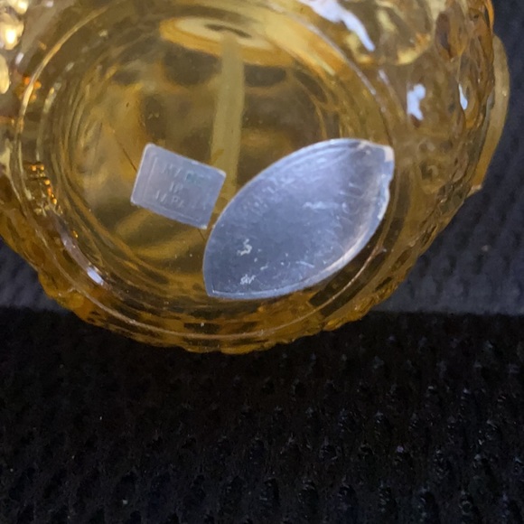 Vintage atomizer perfume bottle. - Picture 3 of 3